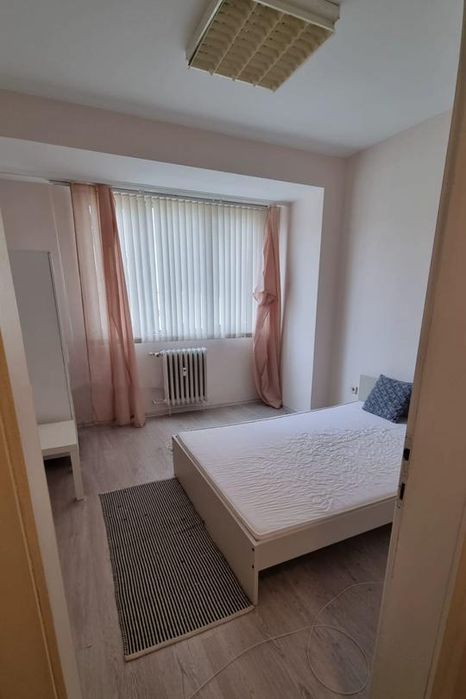 Дава се под наем Тристаен апартамент в София, Докторски паметник - 125 кв.м за 1370 € - Снимка #5