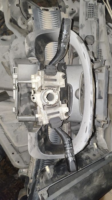 Мазда 6 по запчастям