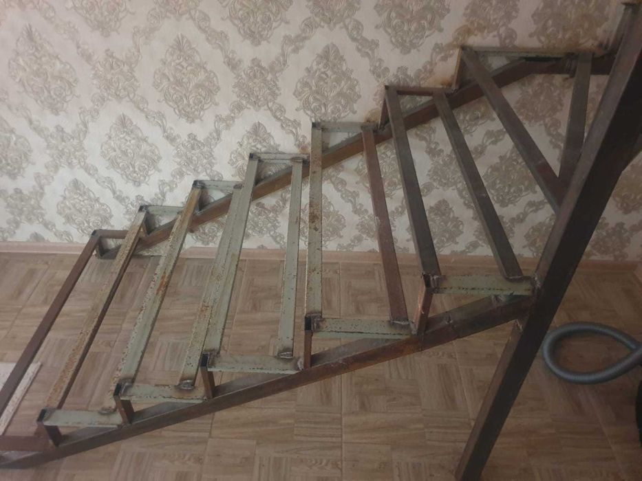 Лестницы на второй этаж