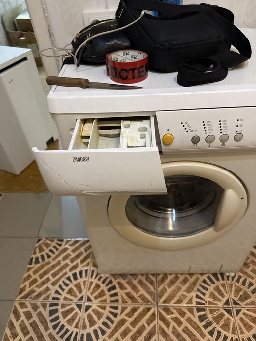 Продам стиральную машинку