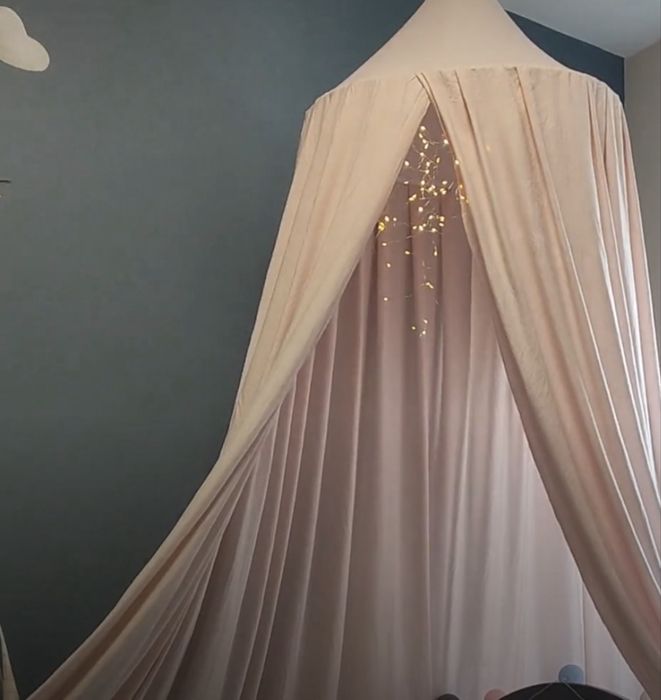 Продаю балдахин розовый