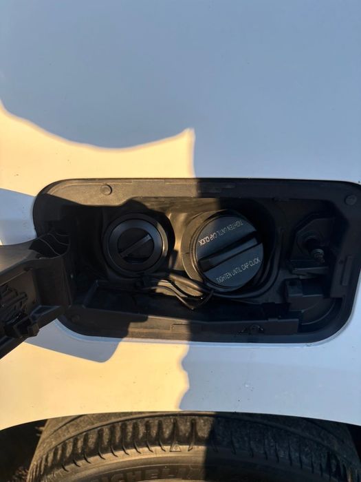 Пежо Партнер 2021 година 1.2 турбо с газова уредба