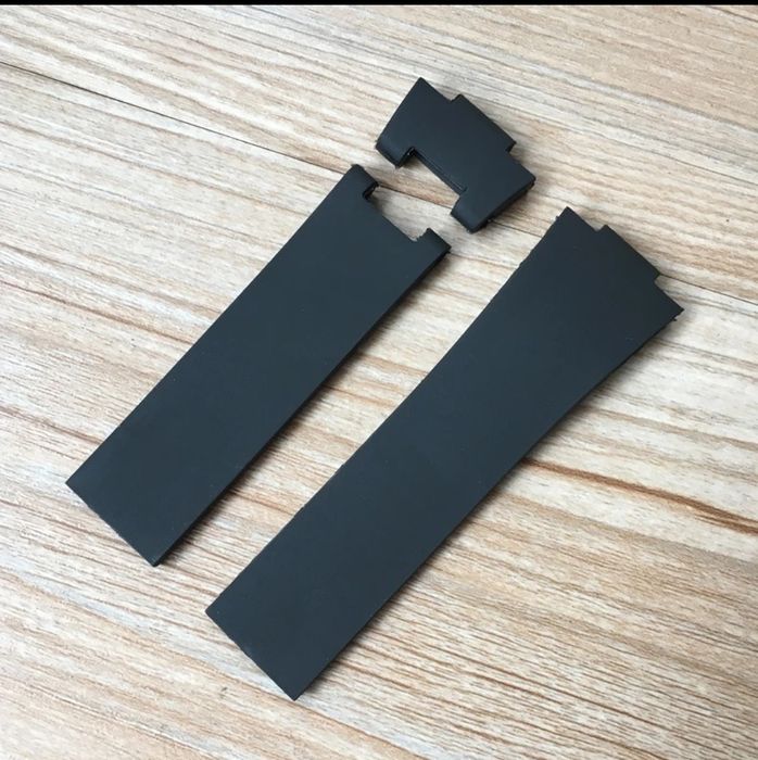 Ремешок на часы Ulysse Nardin, новые ремешки на Улус Нардин