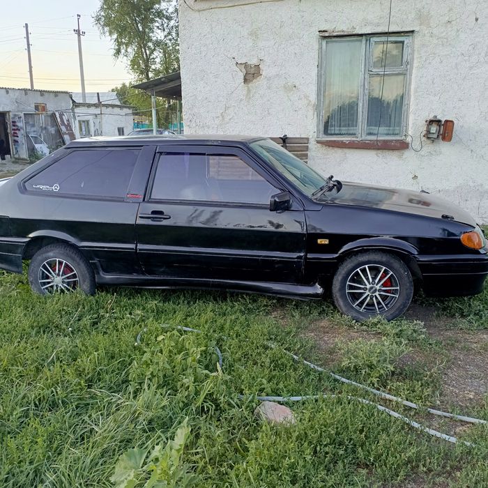 Автомобиль ваз 2113