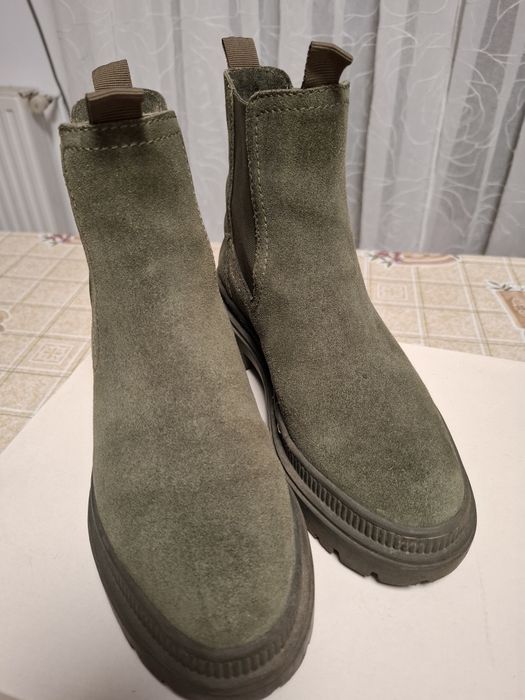 Ghete lasocky piele intoarsa,  mărimea 37