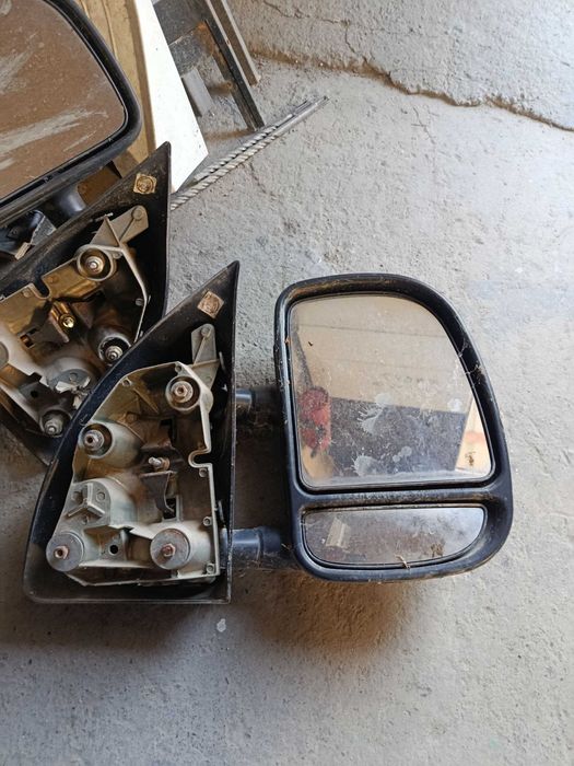 Продается Боковой от FORD Внедорожник!!!