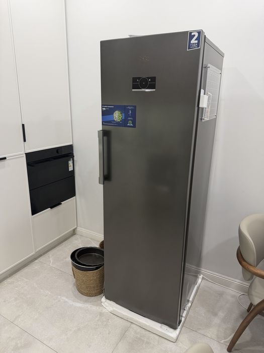 Морозильная камера Beko