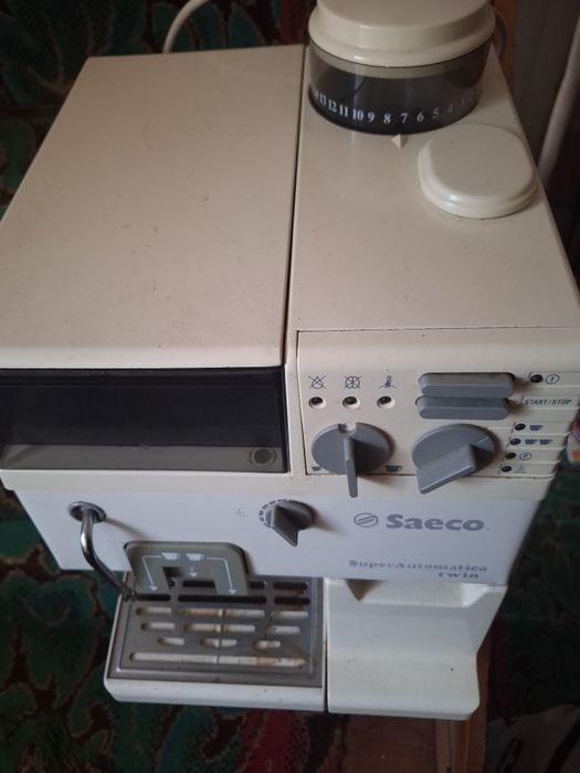 Продавам кафеавтомат Saeco