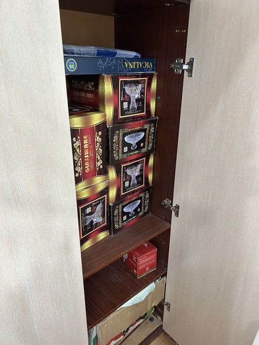 шкаф бесплатно!!