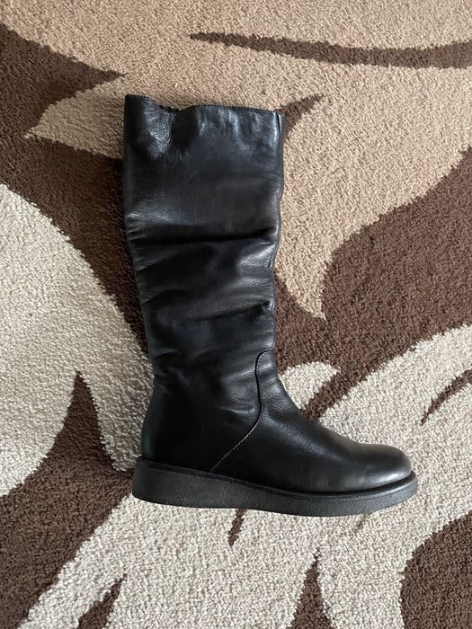 Продам женские сапоги