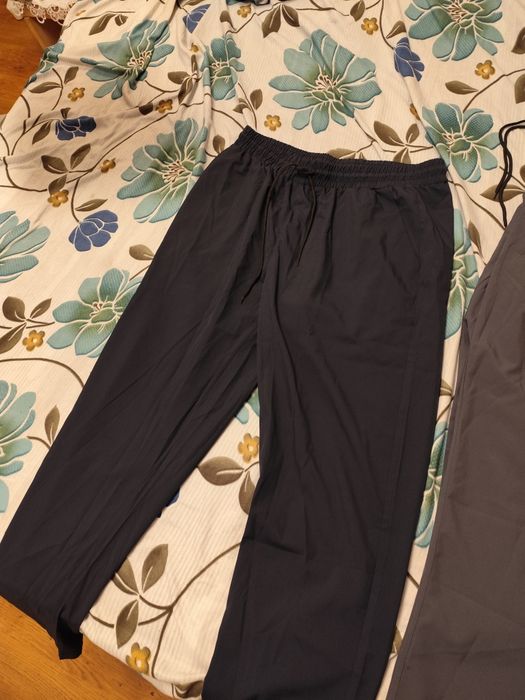 Pantaloni de foită