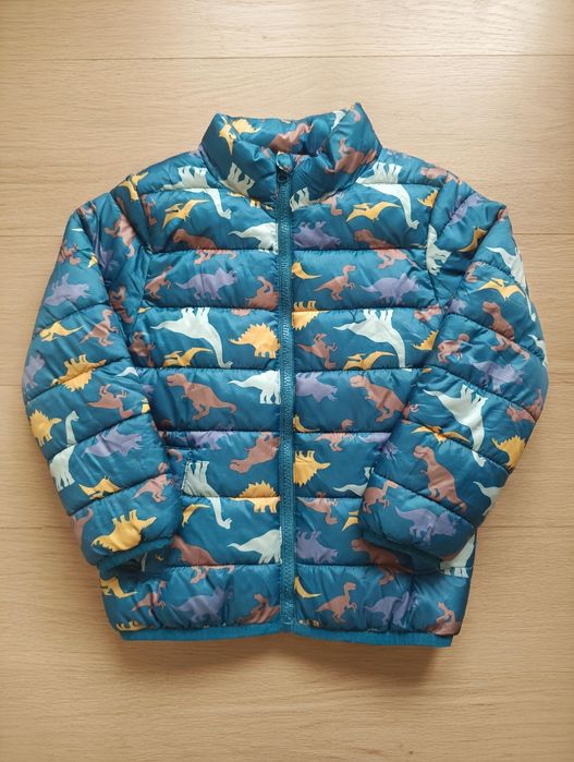 Олекотено яке за момче