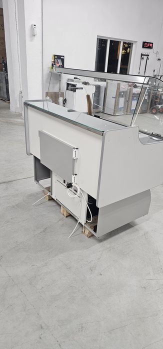 Хладилна витрина 120х90