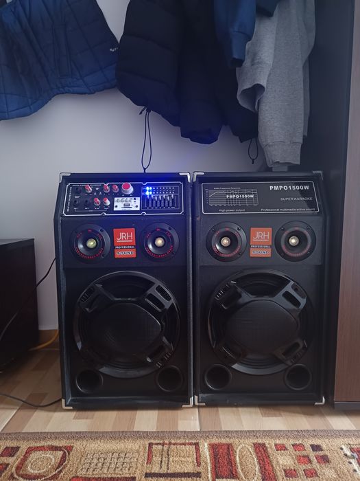 De vânzare boxe jrh