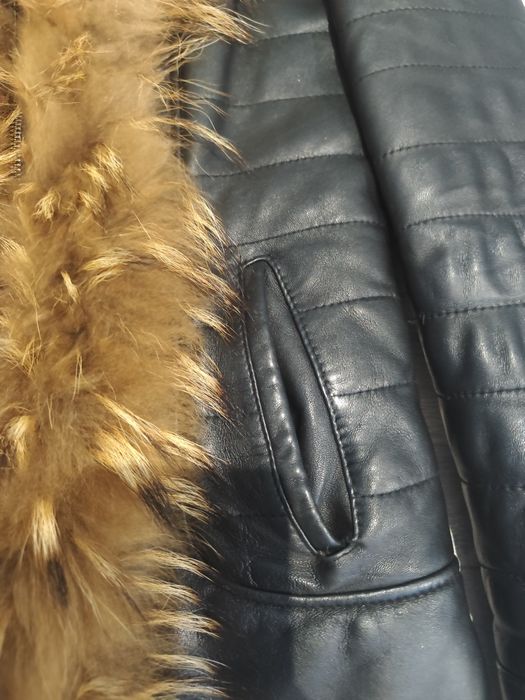 Палто от естествена кожа и пух с естествен косъм