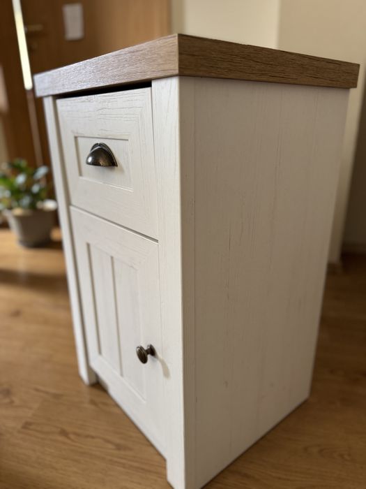 Noptiera Jysk Markskel din stejar salbatic