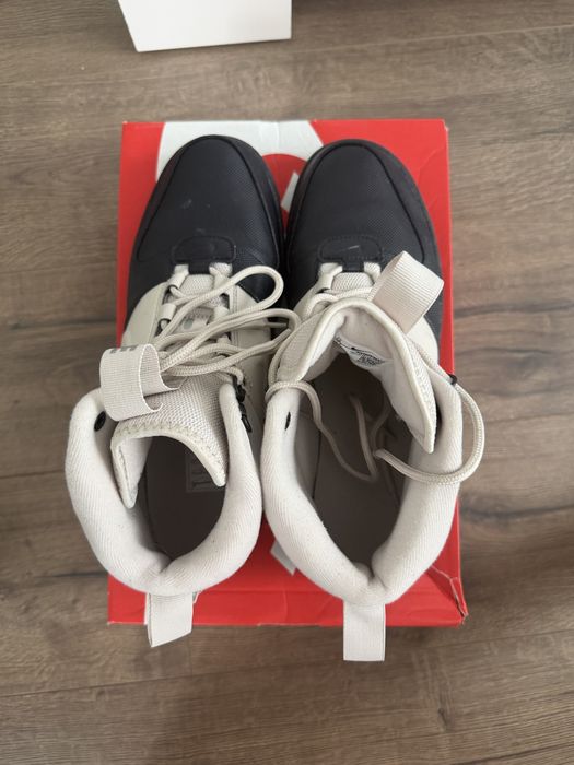 Nike Path Winter