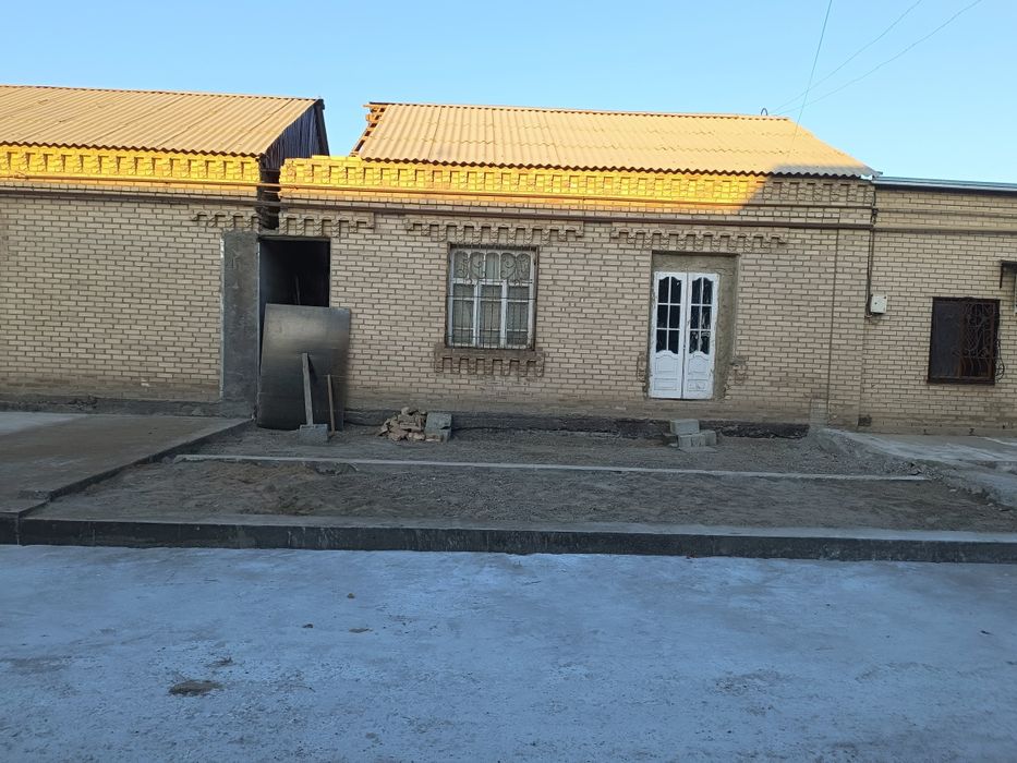 Тор Тор махаллада 3 сотихли коробка холатида  участка сот
