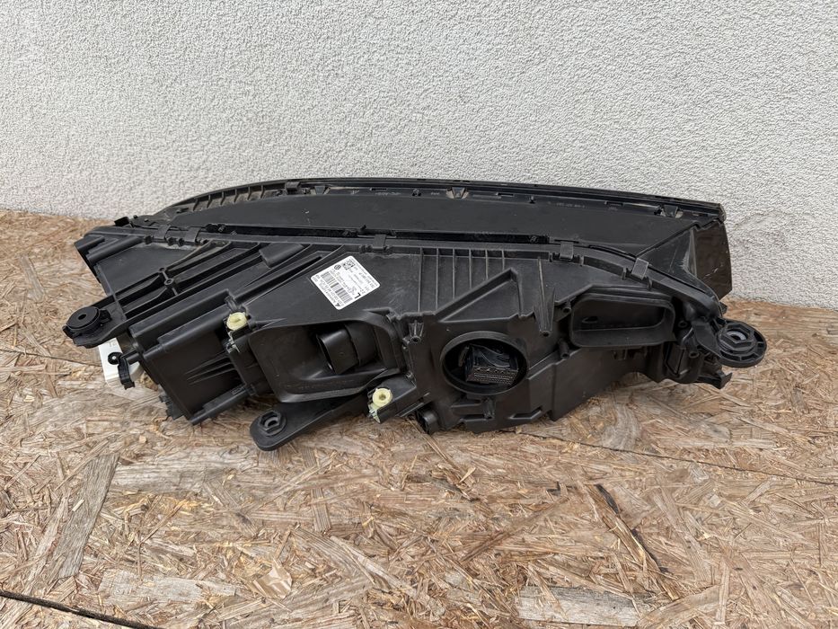 Far stanga VW Touareg 3 Facelift CR7 Full LED MATRIX Original Europa