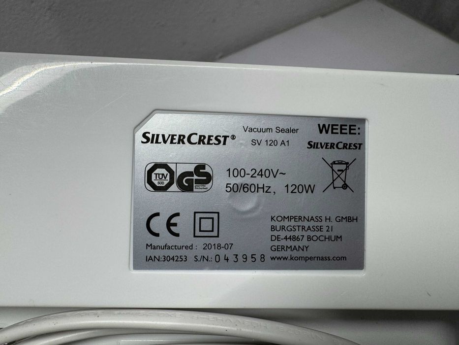 Вакуумираща машина Silver Crest 120 W/ 37см
