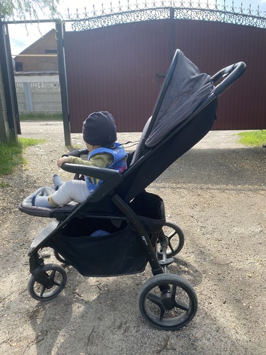 Продам коляску