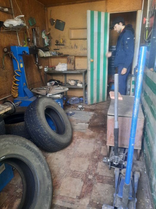 Продам шиномонтаж
