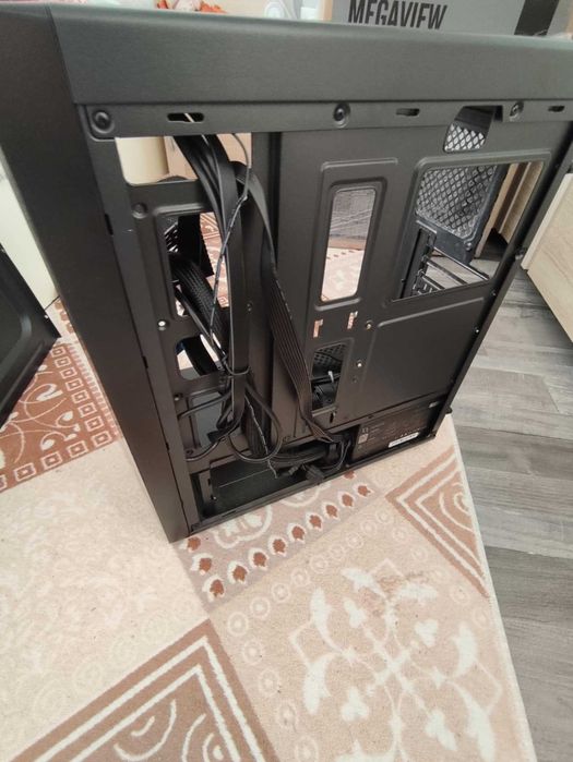 Carcasa Middle Tower