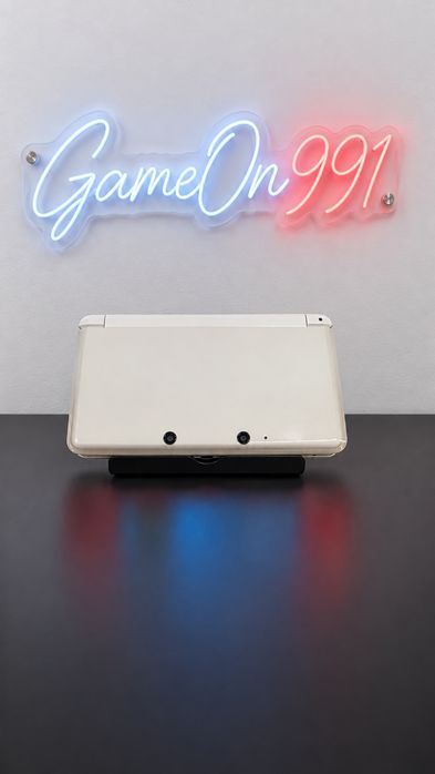 Nintendo 3DS,  Modat, 1500 jocuri, 20-în-1, gata de joacă, 9.5/10