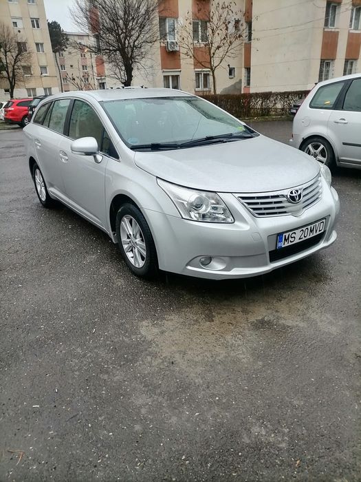 TOYOTA Avensis 2009