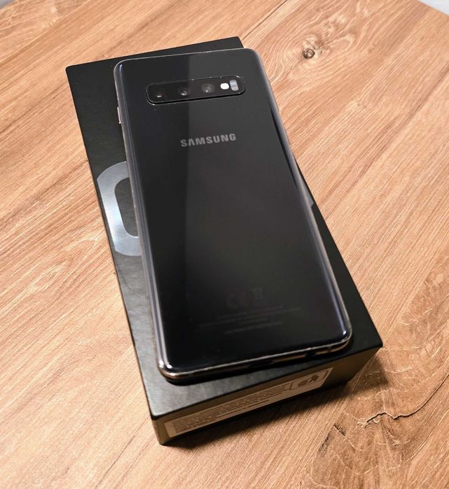 PACHET PREMIUM: Samsung Galaxy S10 (SM-G973F/DS) + DeX Pad (Gen 2)