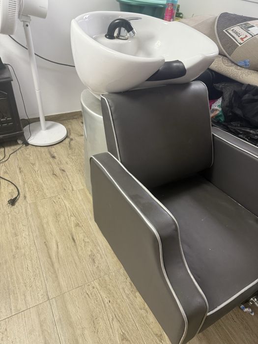 Scafa coafor de vanzare