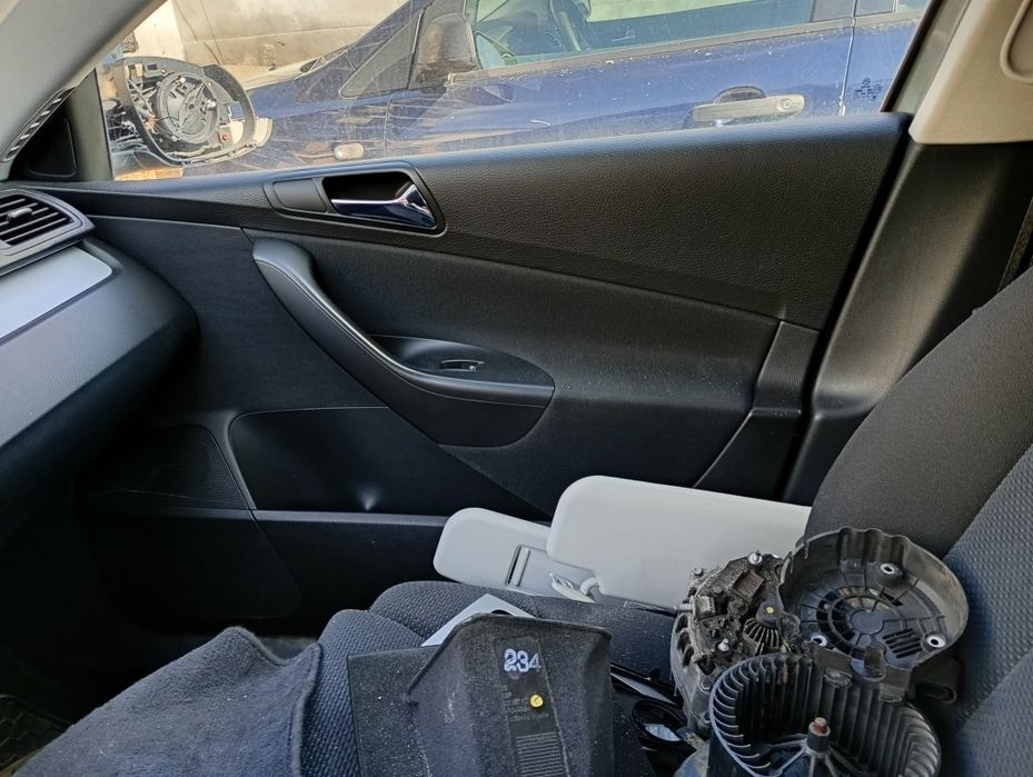 Fata usa fete usi vw passat b6 stanga dreapta fata spate europa