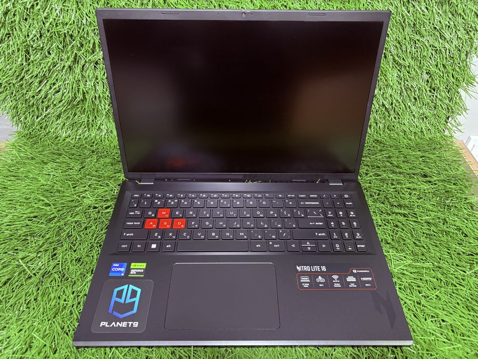 Acer Nitro Litе 16 сосояние нового