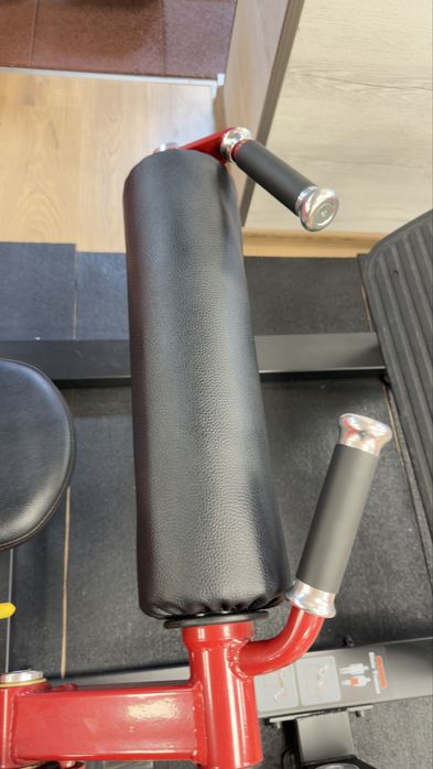 Фитнес уред Машина за Хип Тръст