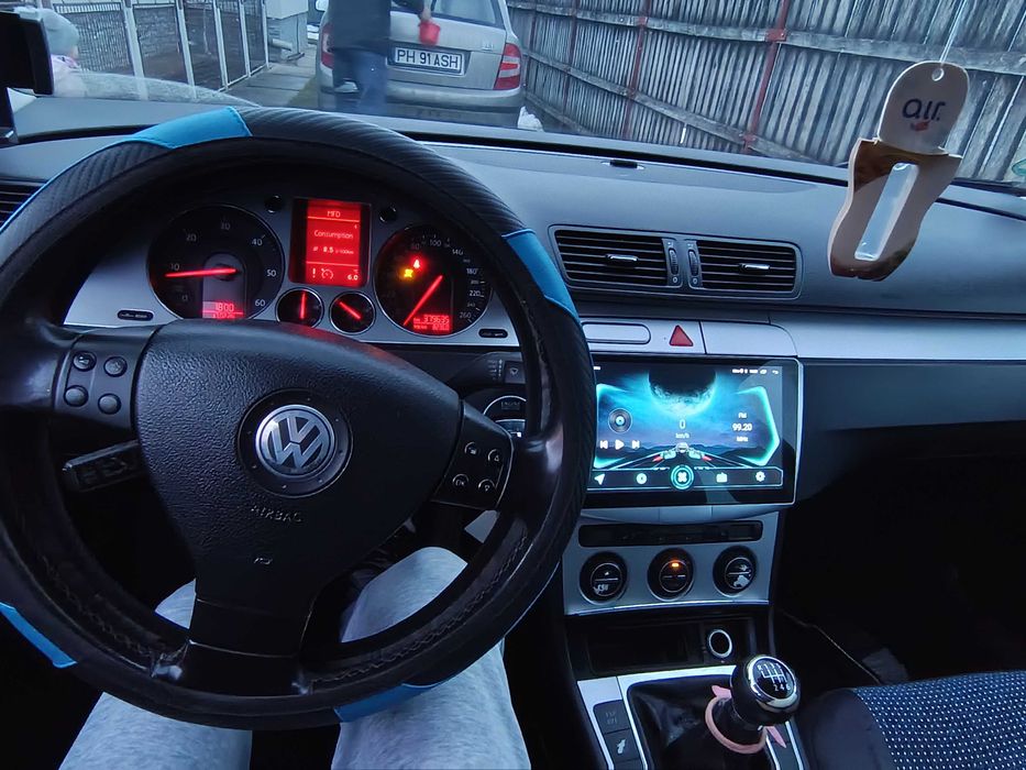 Vând Volkswagen passat