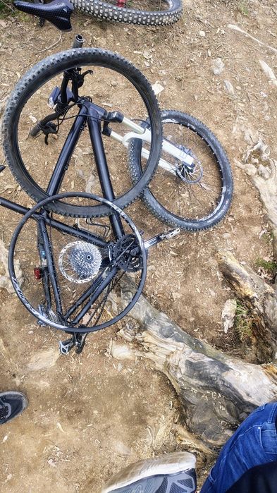 bicicleta full suspension