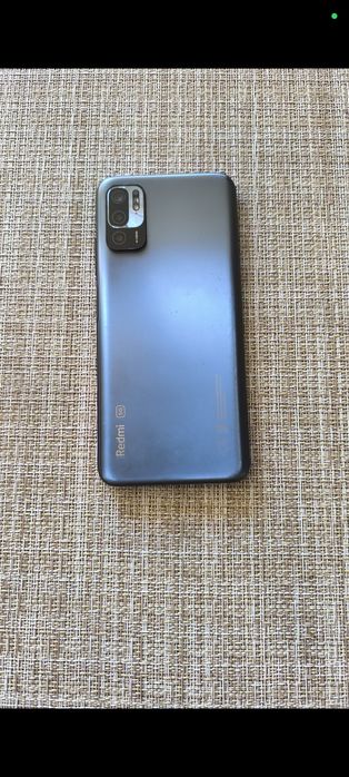 Продавам Redmi Note 10