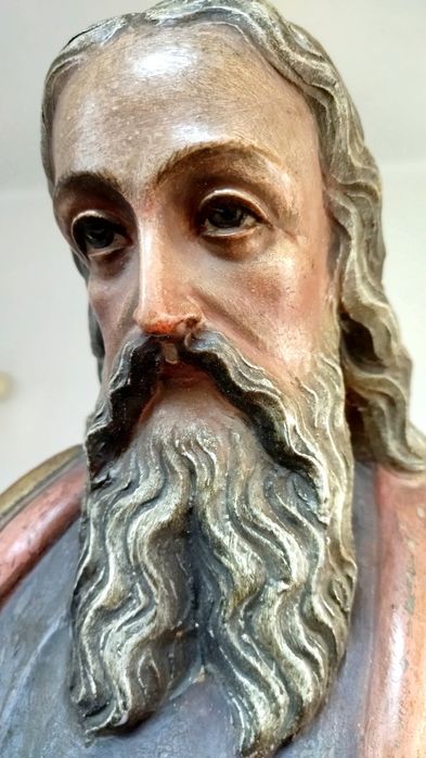 Фигура на светец