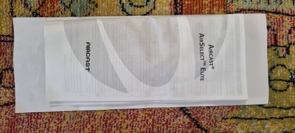 Gheată ortopedica Aircast Elite .ESTE FOARTE PUTIN FOLOSITĂ.