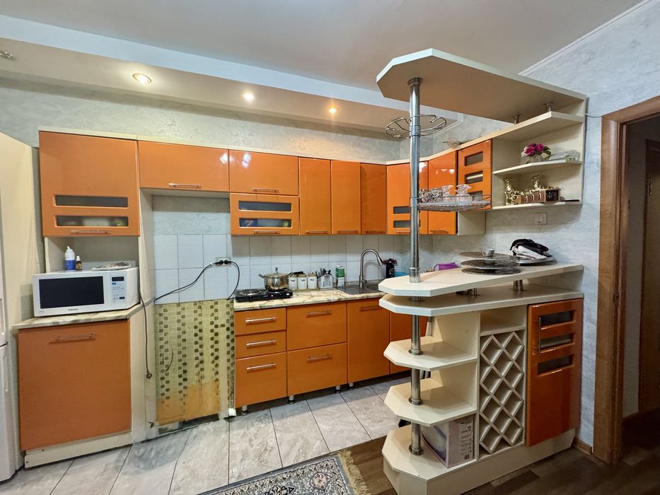 Продам кухонный гарнитур