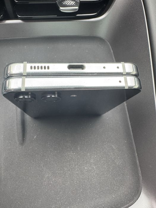 Samsung Z Flip 5 8/256