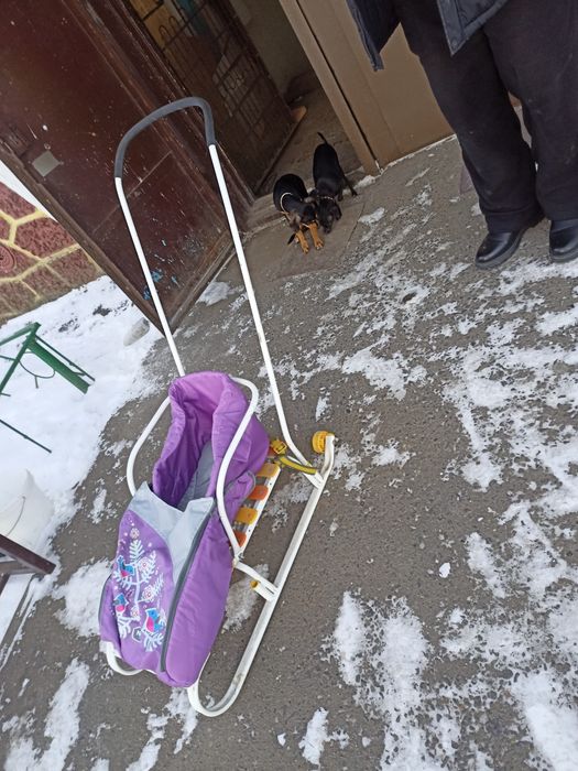 Продам санки детские