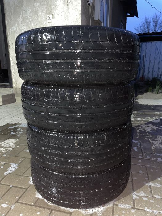 Продам комплект шин 205/55/16 triangle