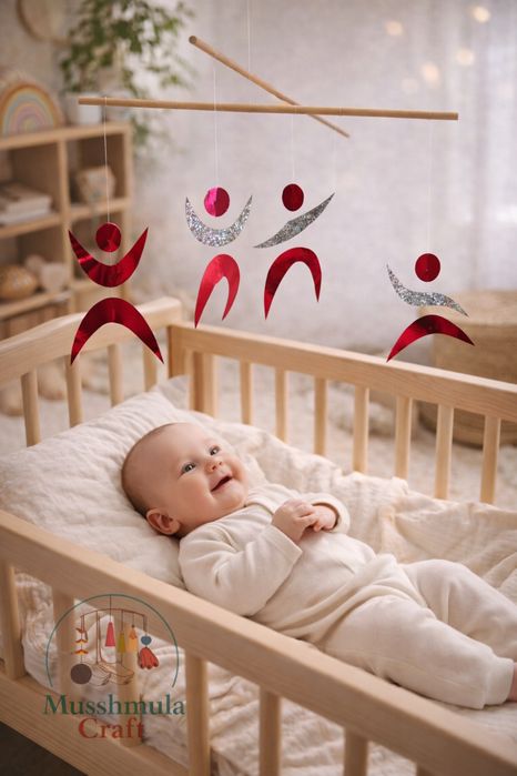 Монтесори Въртележка Танцьорите “the dancers mobile “ за бебе