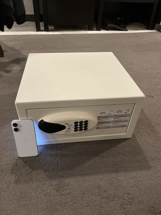 Кодовый сейф kaan для гостиницы оптом