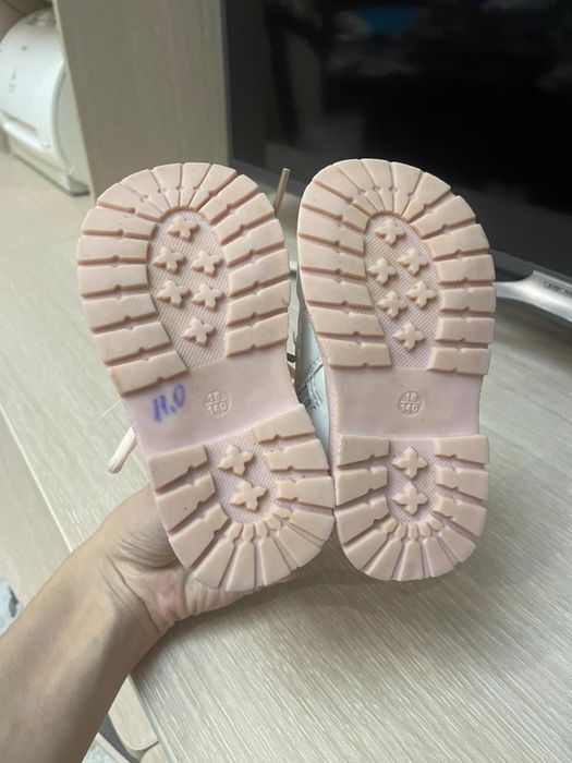 Ботинки для девочки