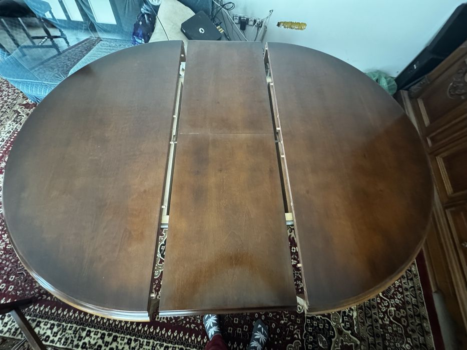 Masa dining din lemn masiv(extensibila)+6 scaune