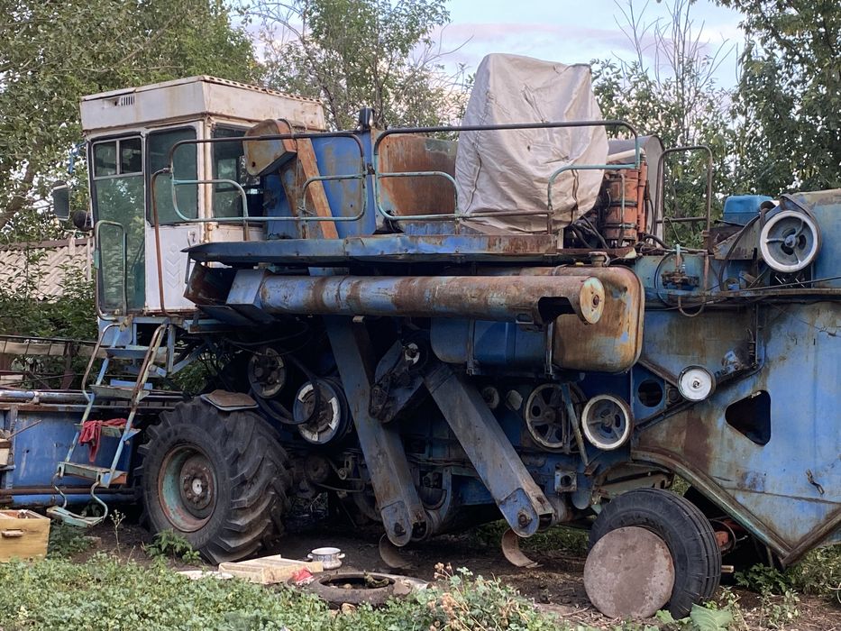 Комбайн Енисей 1200