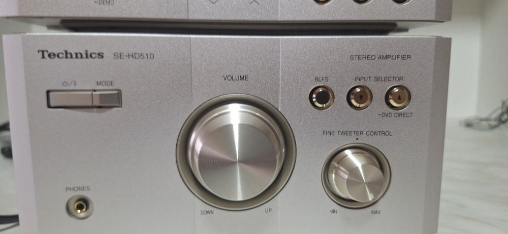 500 lei Linie Technics SE- HD 510 Japonia Osaka