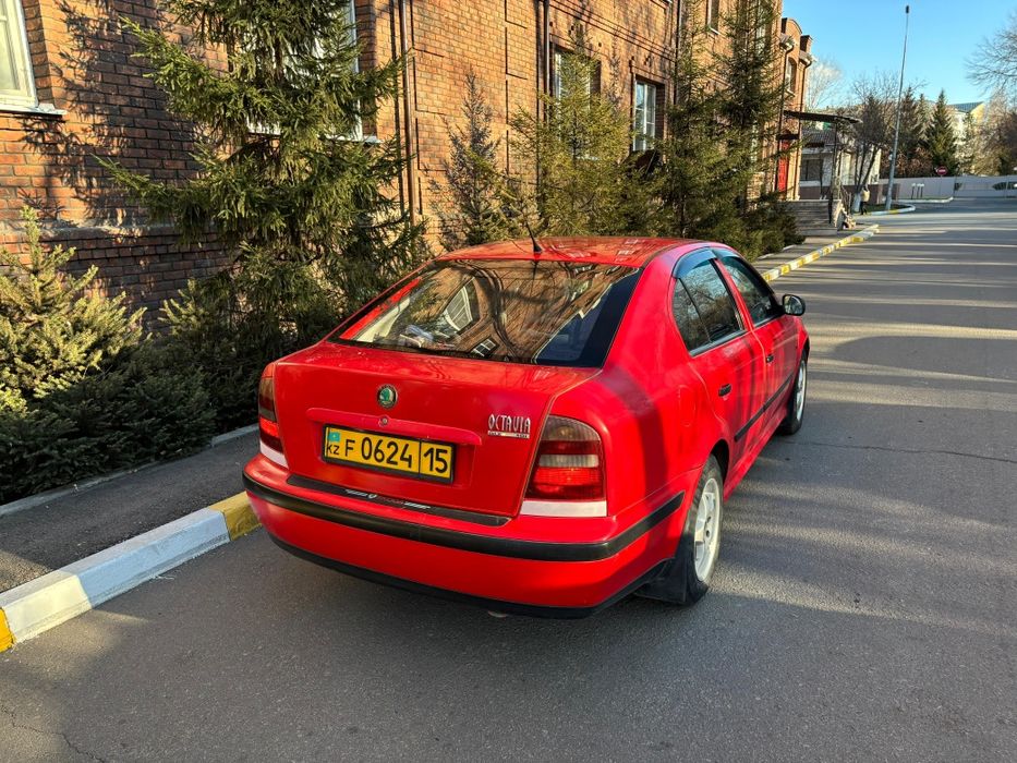 Продам Шкоду Октавия А4
